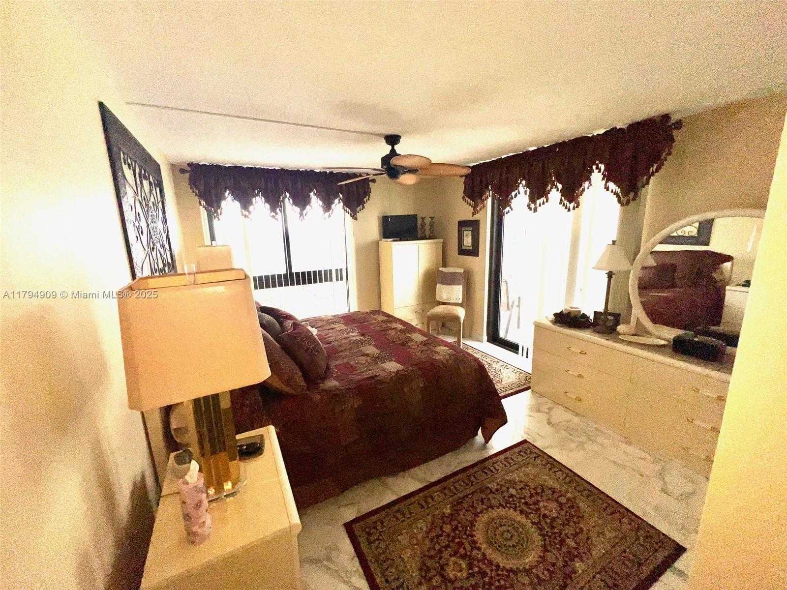 Small Image of 1500 SOUTH OCEAN DR #12K, Hollywood Number 6