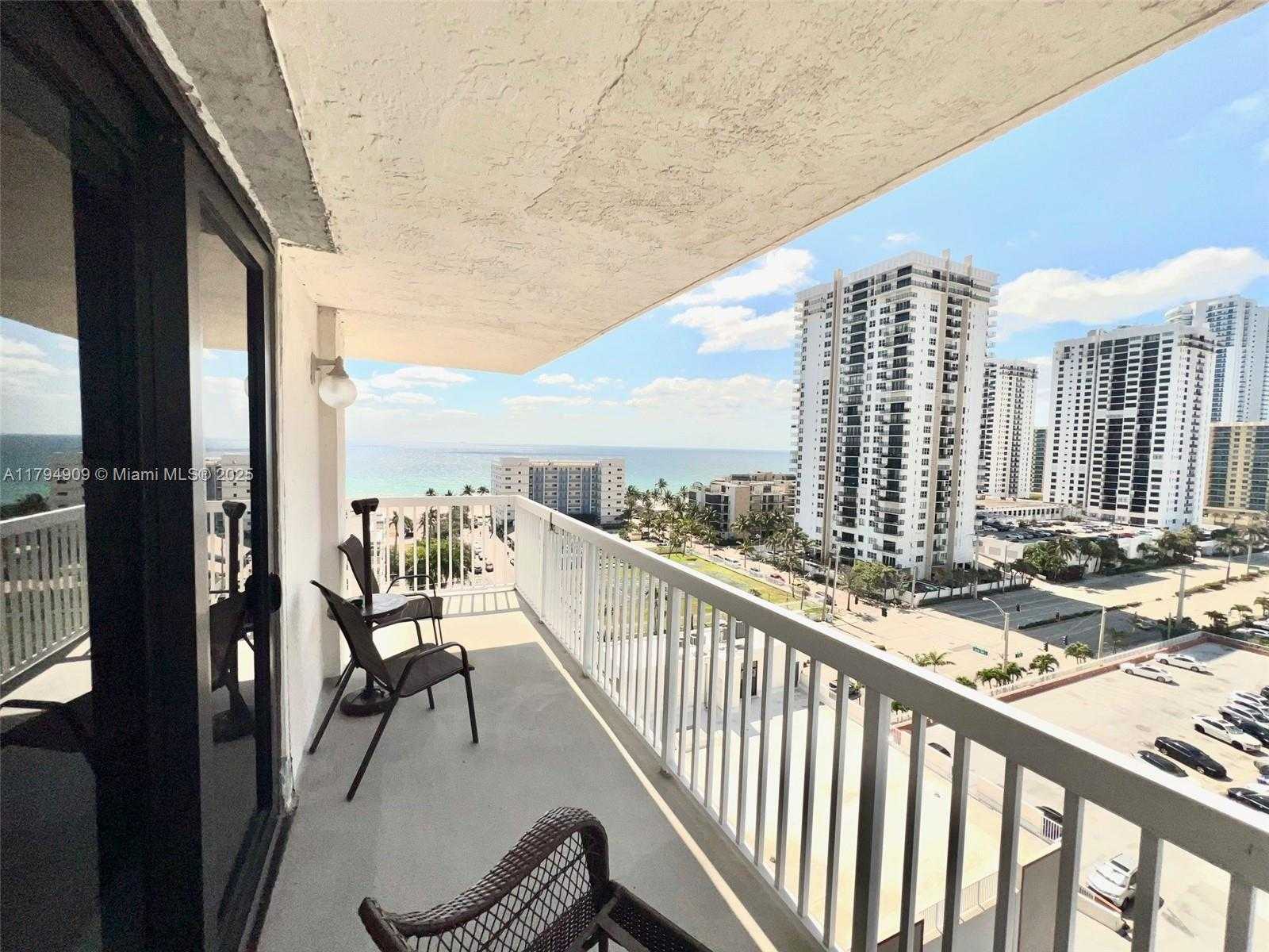 Small Image of 1500 SOUTH OCEAN DR #12K, Hollywood Number 9