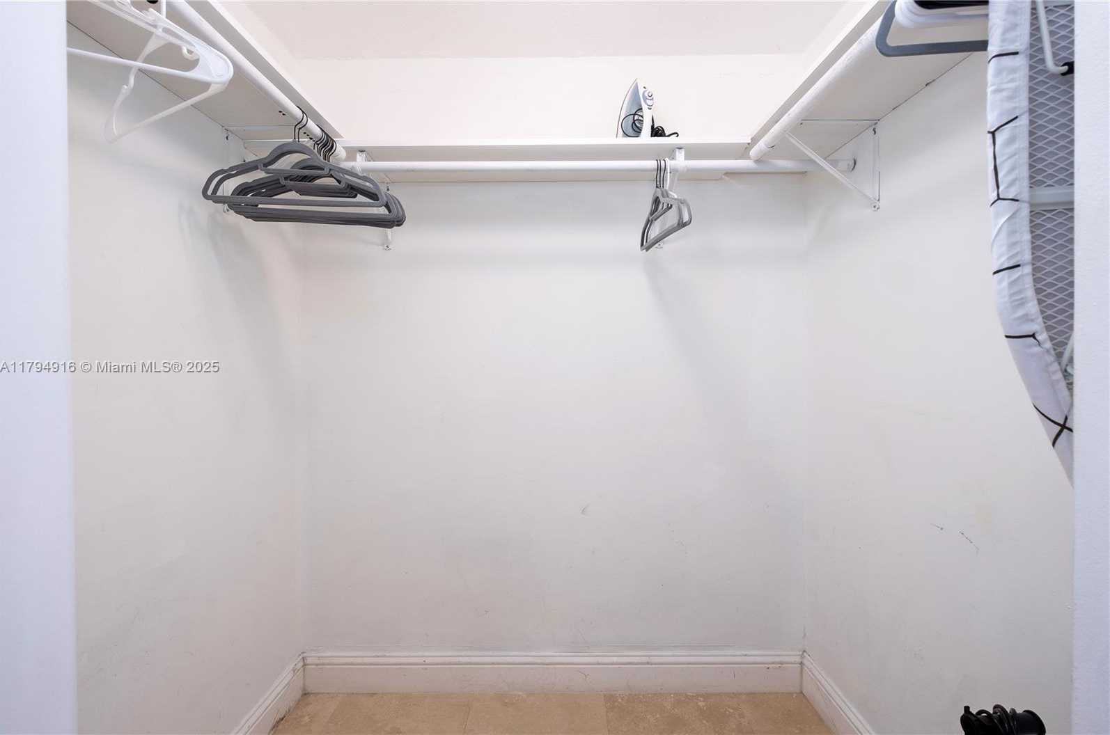 Small Image of 170 SOUTH EAST 14TH ST #2708, Miami Number 19