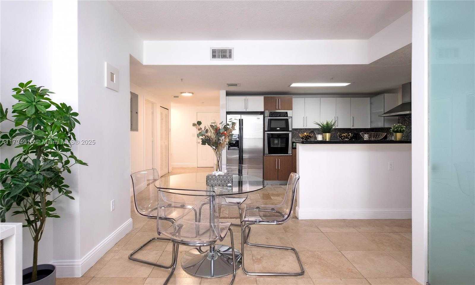 Small Image of 170 SOUTH EAST 14TH ST #2708, Miami Number 5