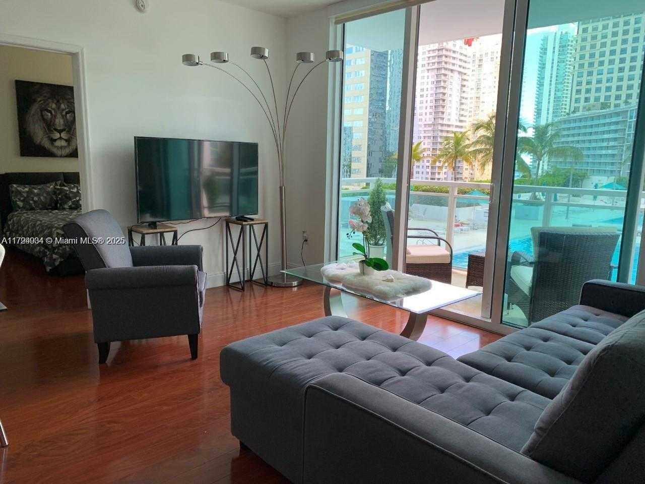 Small Image of 950 BRICKELL BAY DR #1107, Miami Number 6