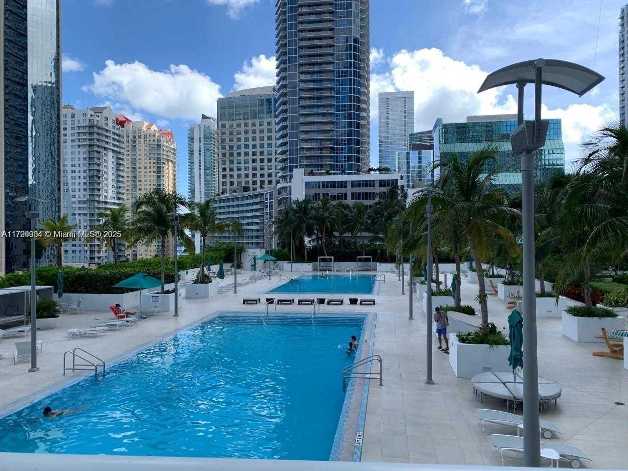 Small Image of 950 BRICKELL BAY DR #1107, Miami Number 8