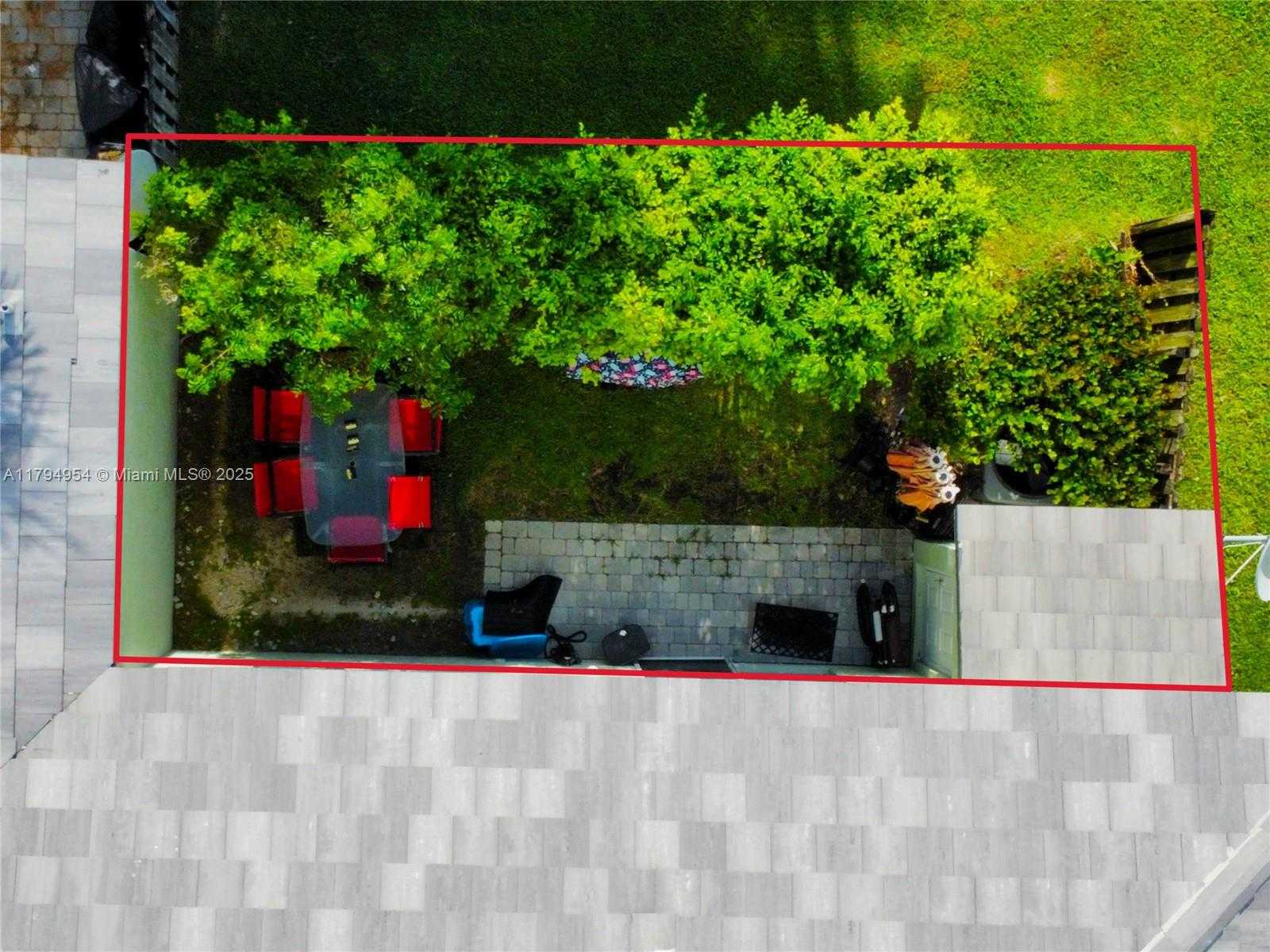 Small Image of 3064 SOUTH EAST 1ST DR #3, Homestead Number 10