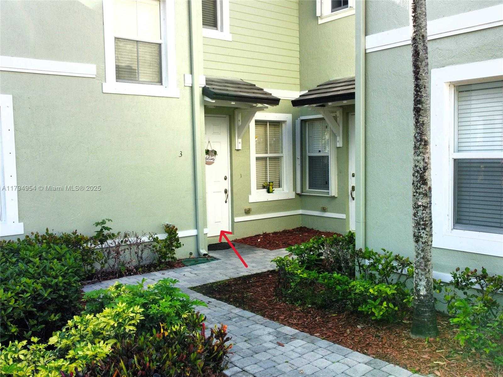 Small Image of 3064 SOUTH EAST 1ST DR #3, Homestead Number 15