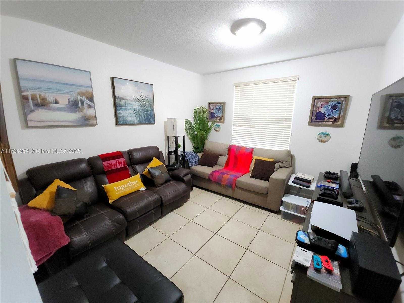 Small Image of 3064 SOUTH EAST 1ST DR #3, Homestead Number 20