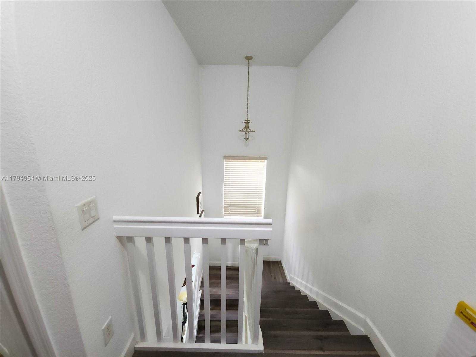 Small Image of 3064 SOUTH EAST 1ST DR #3, Homestead Number 31