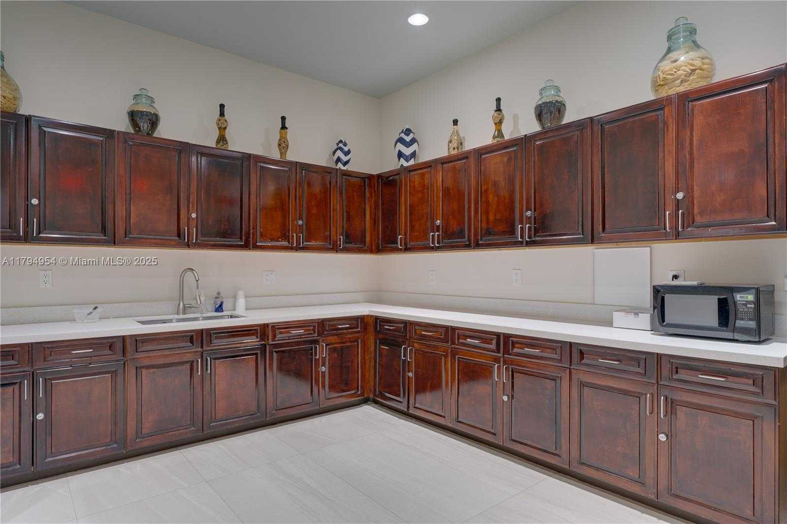 Small Image of 3064 SOUTH EAST 1ST DR #3, Homestead Number 50