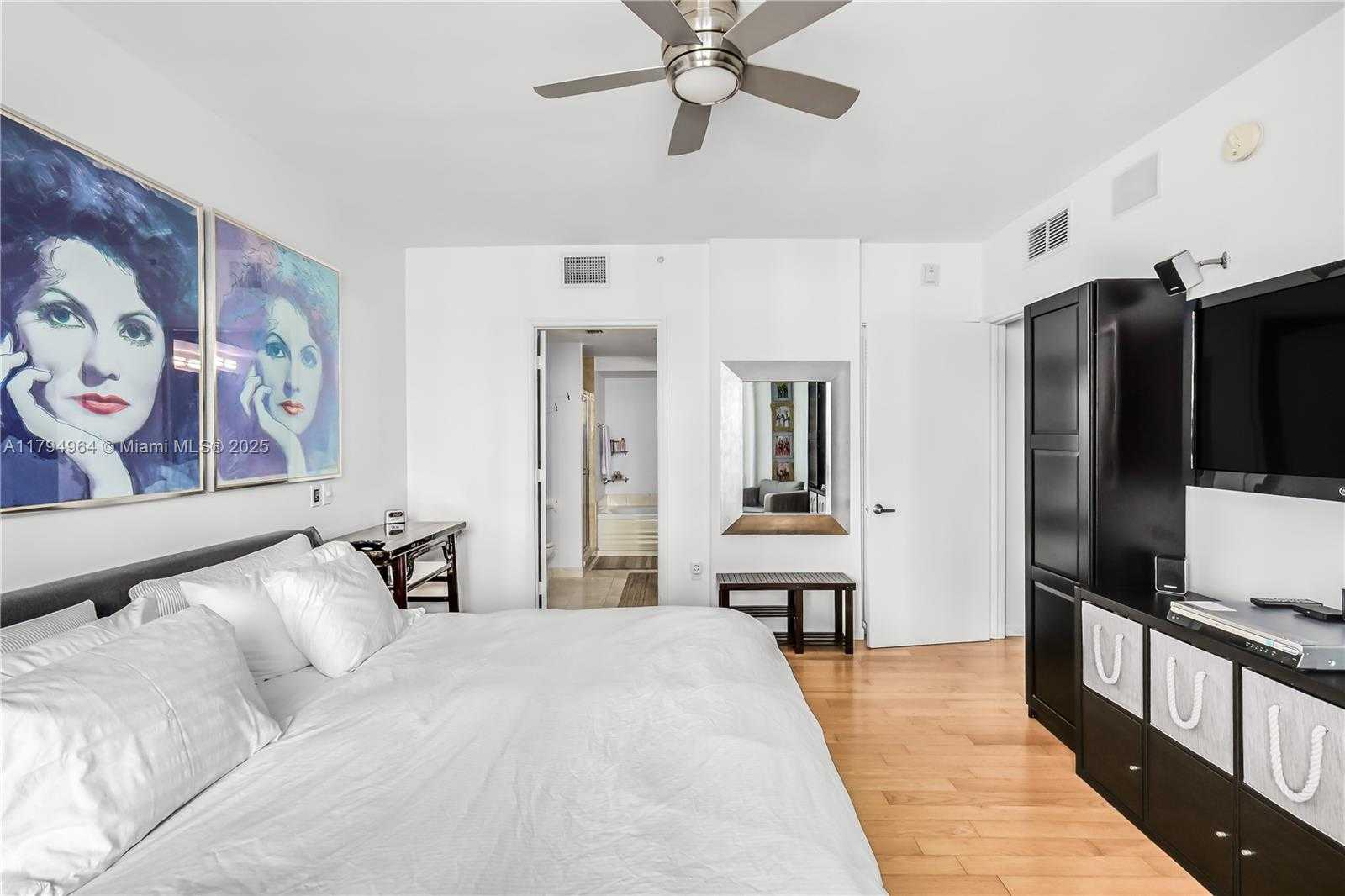 Small Image of 5970 INDIAN CREEK DR #301, Miami Beach Number 11