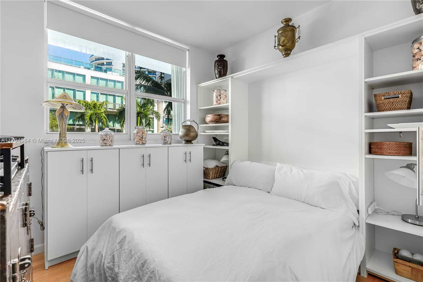 Small Image of 5970 INDIAN CREEK DR #301, Miami Beach Number 18