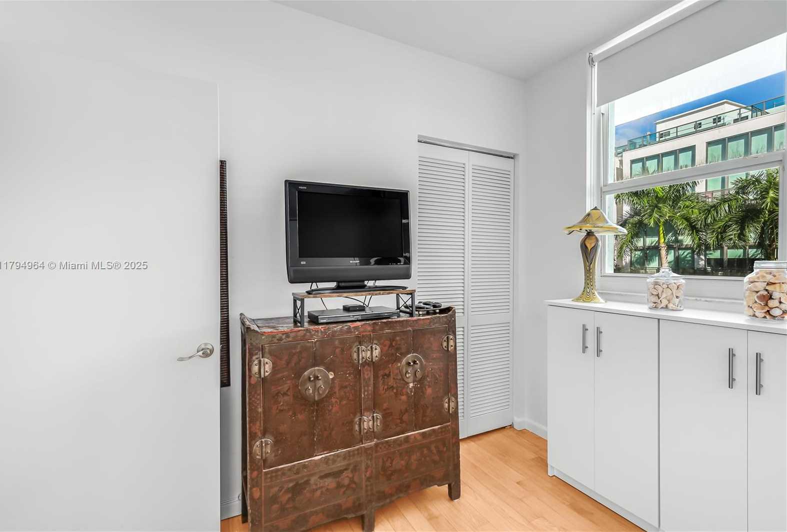 Small Image of 5970 INDIAN CREEK DR #301, Miami Beach Number 20