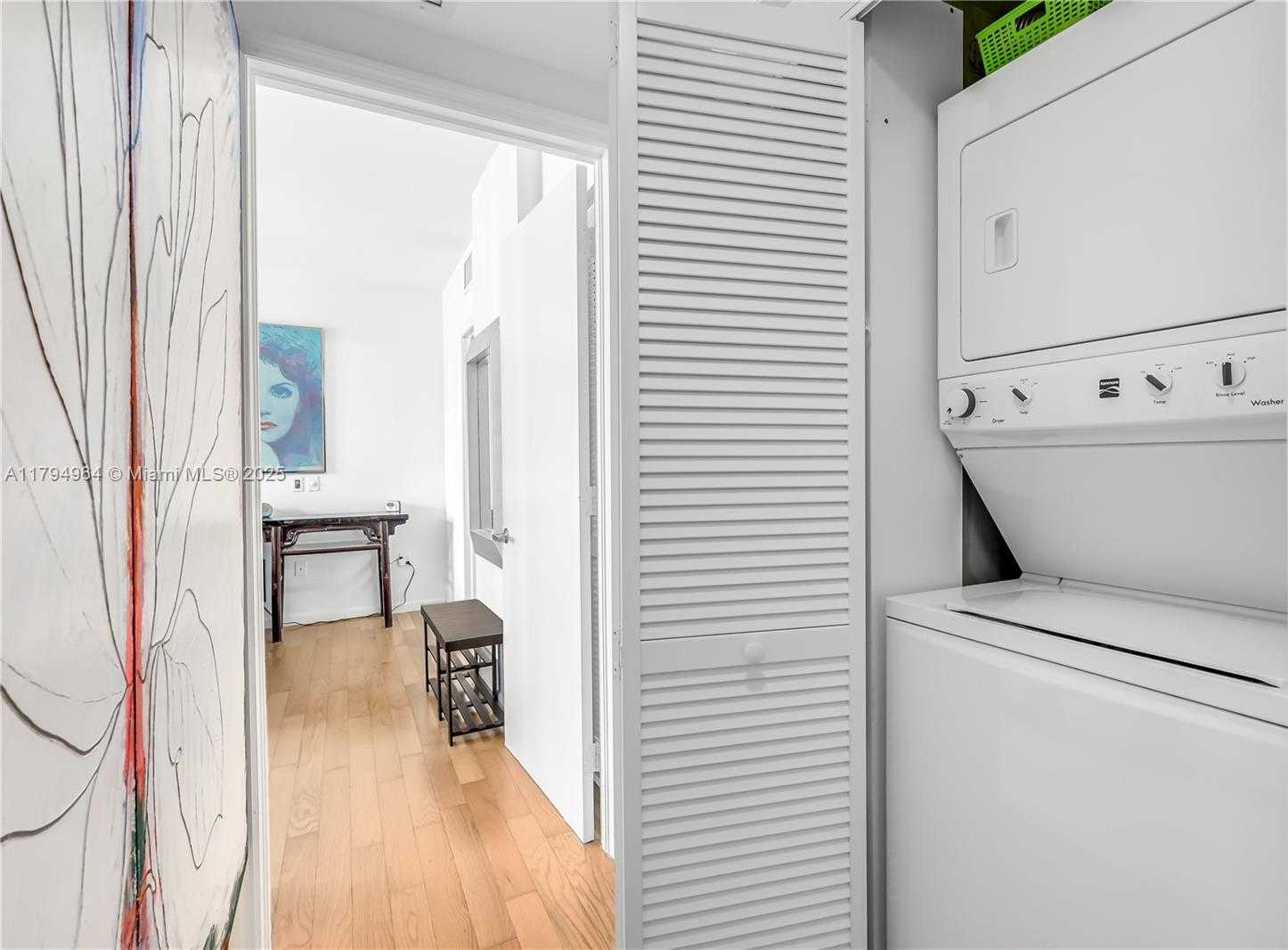 Small Image of 5970 INDIAN CREEK DR #301, Miami Beach Number 22