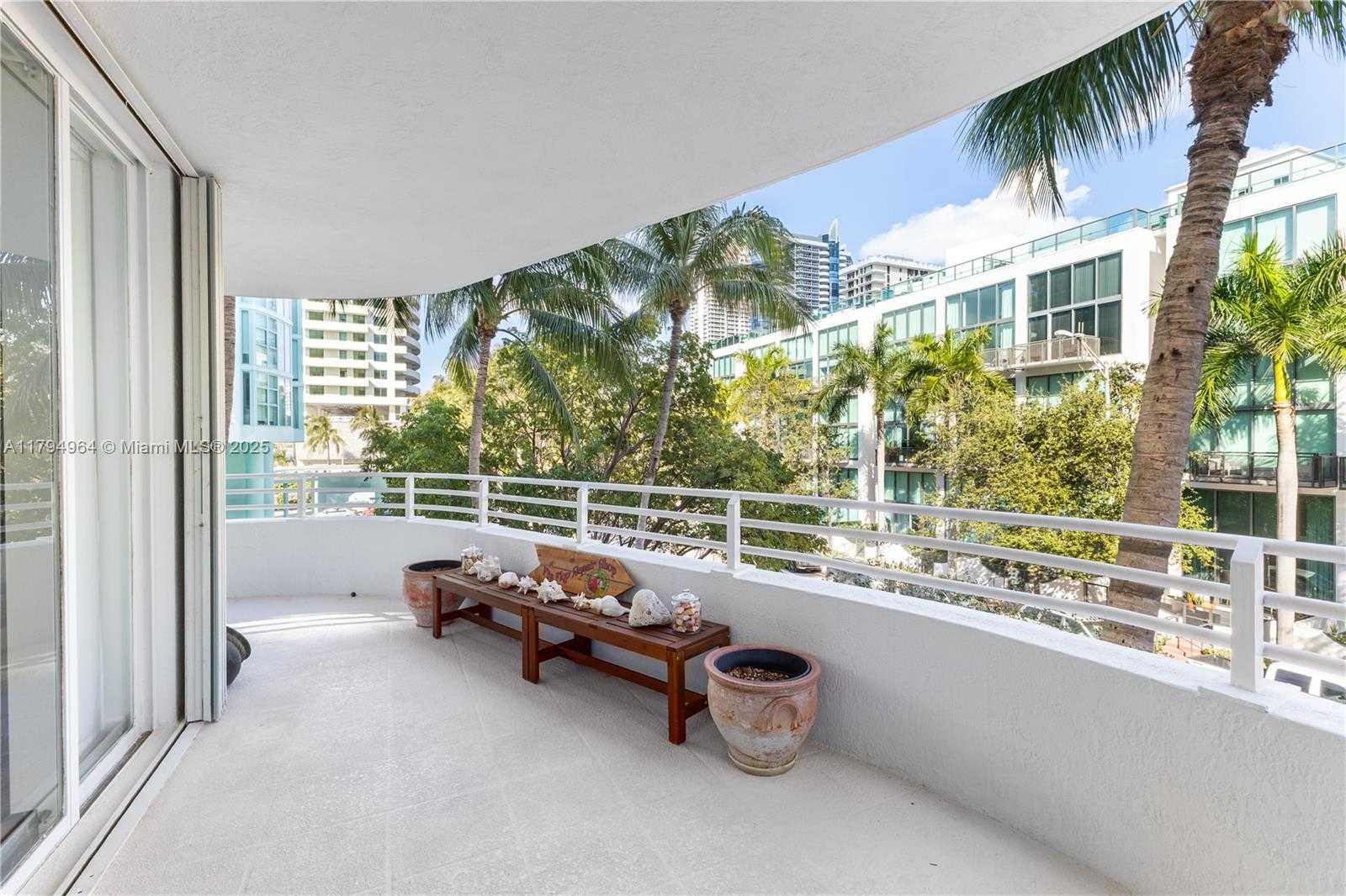 Small Image of 5970 INDIAN CREEK DR #301, Miami Beach Number 4