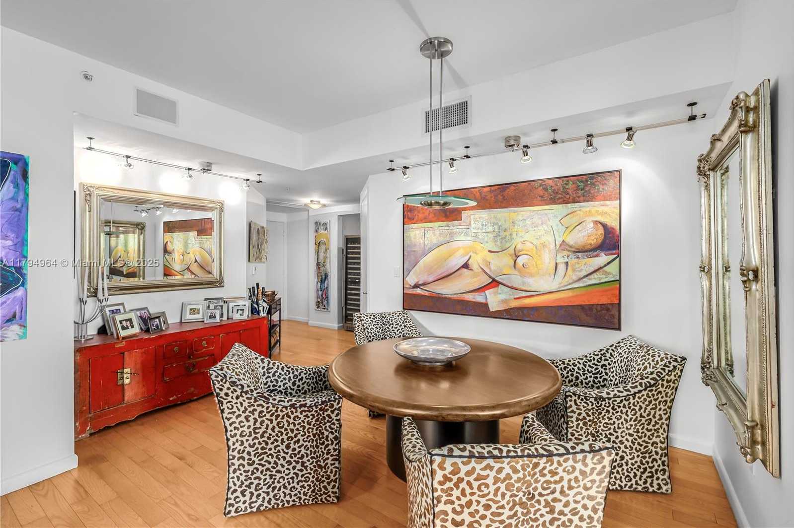 Small Image of 5970 INDIAN CREEK DR #301, Miami Beach Number 9