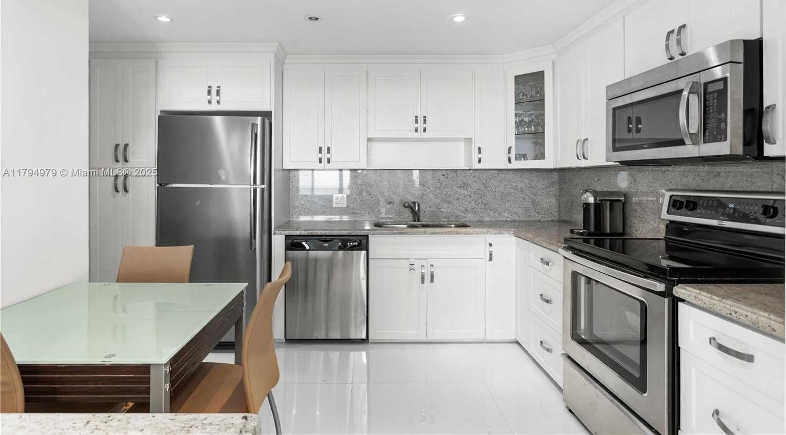 Small Image of 2101 SOUTH OCEAN DR #1203, Hollywood Number 4