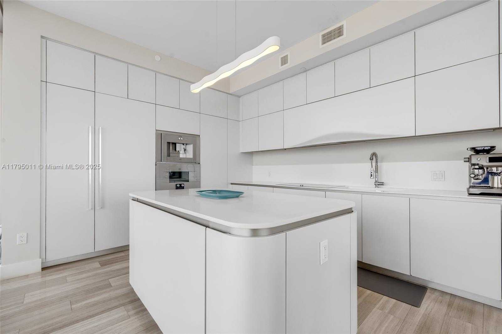 Small Image of 16901 COLLINS AVE #3601, Sunny Isles Beach Number 19