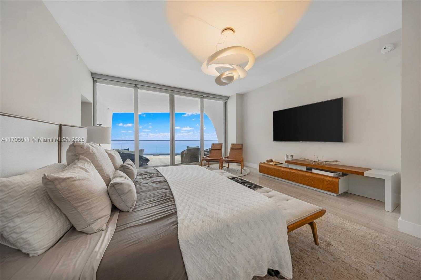 Small Image of 16901 COLLINS AVE #3601, Sunny Isles Beach Number 60