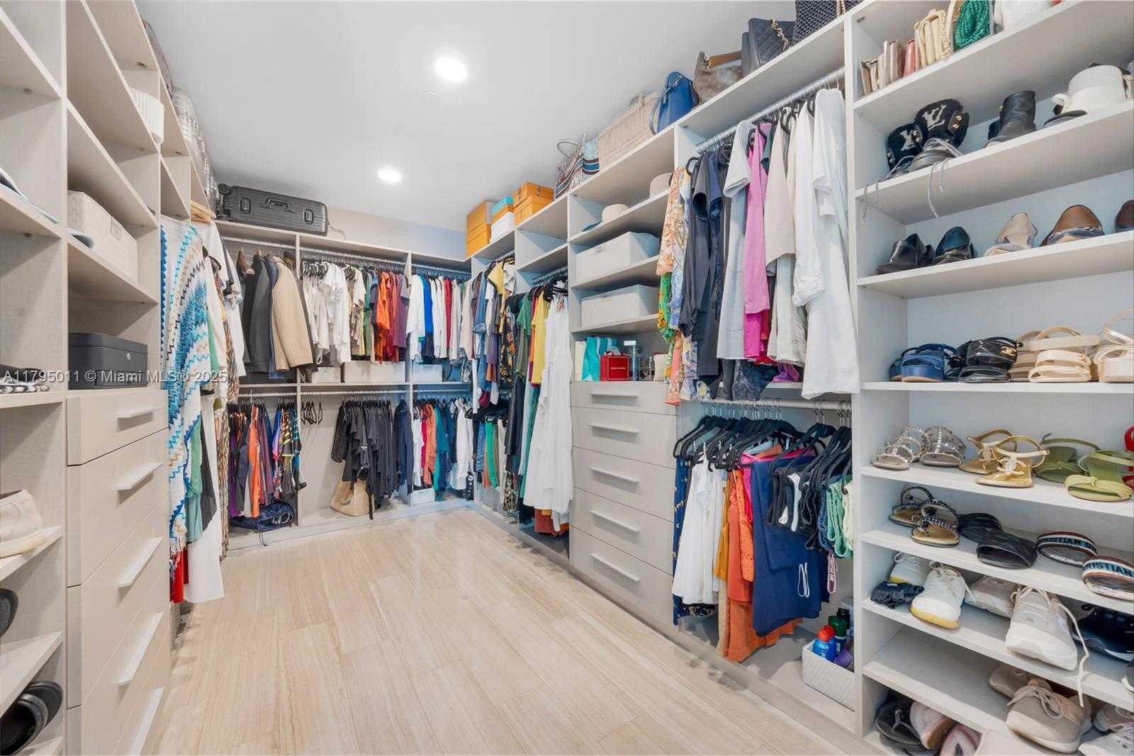 Small Image of 16901 COLLINS AVE #3601, Sunny Isles Beach Number 64