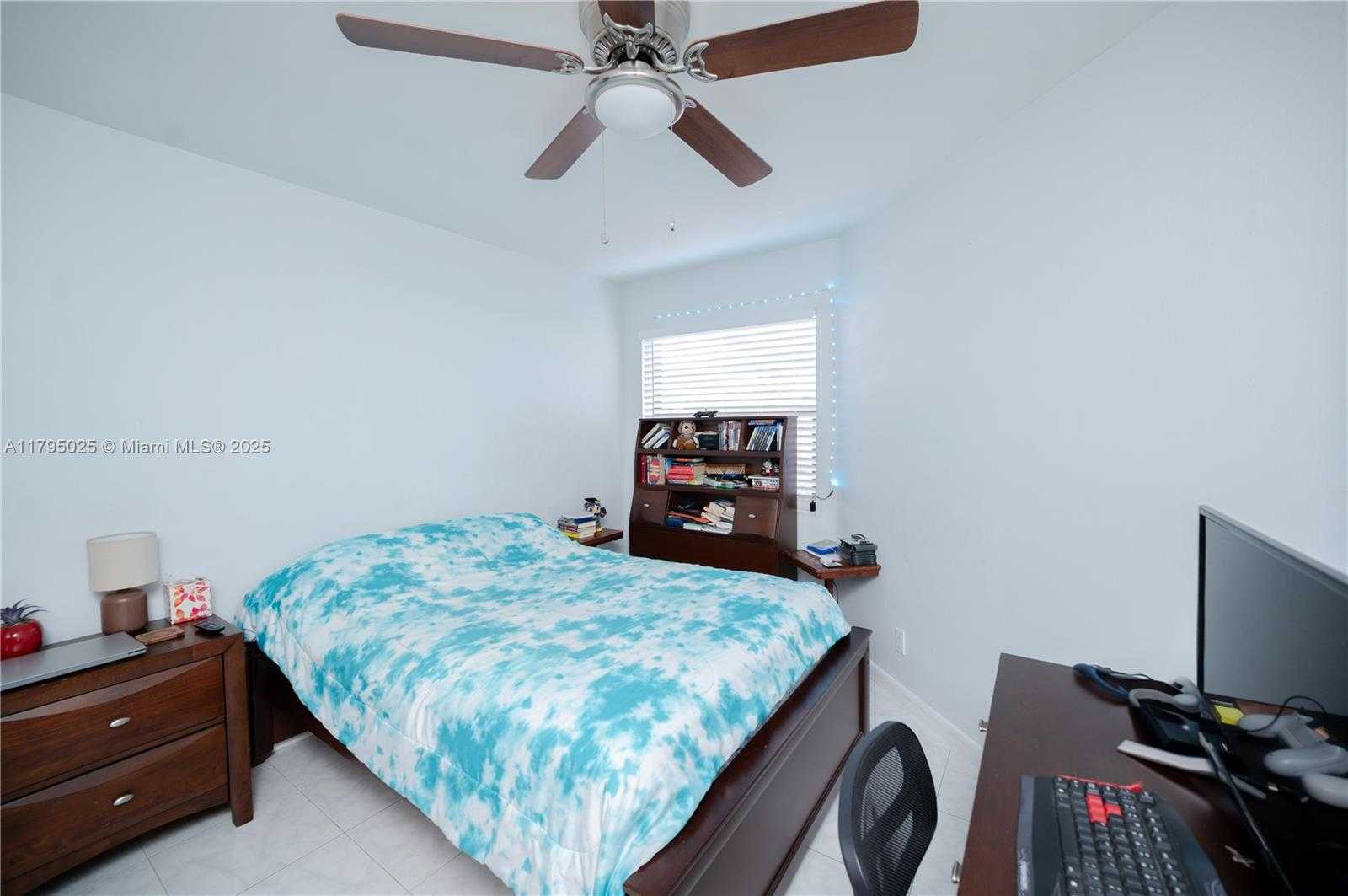 Small Image of 6268 NORTH WEST 170TH TER, Hialeah Number 21