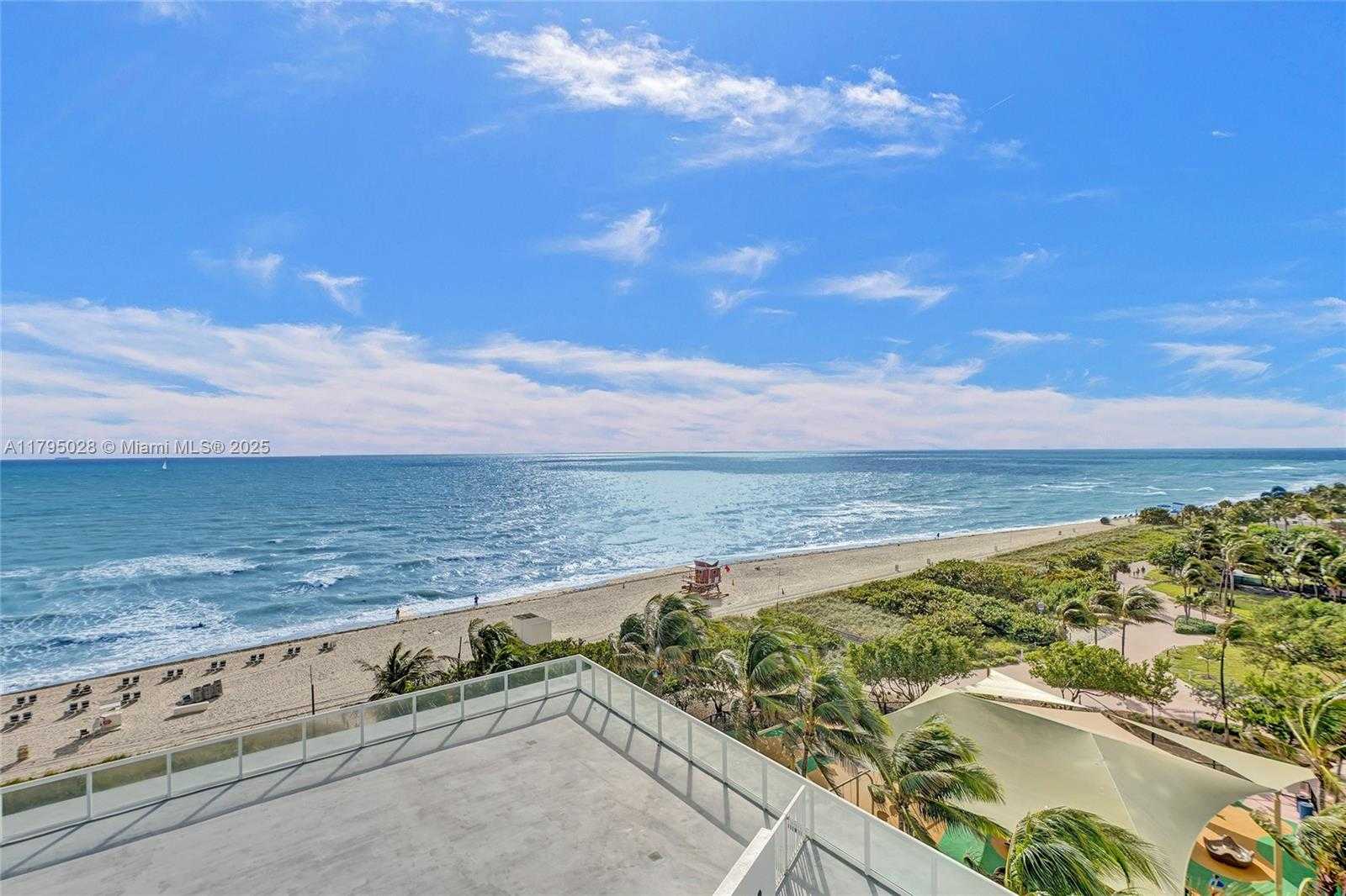 Small Image of 6515 COLLINS AVE #804, Miami Beach Number 4