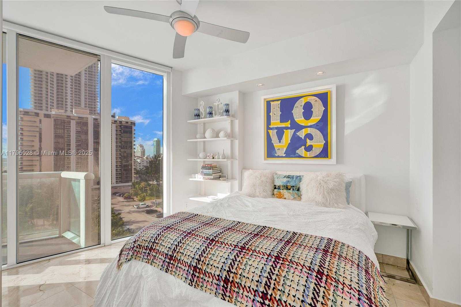 Small Image of 6515 COLLINS AVE #804, Miami Beach Number 7