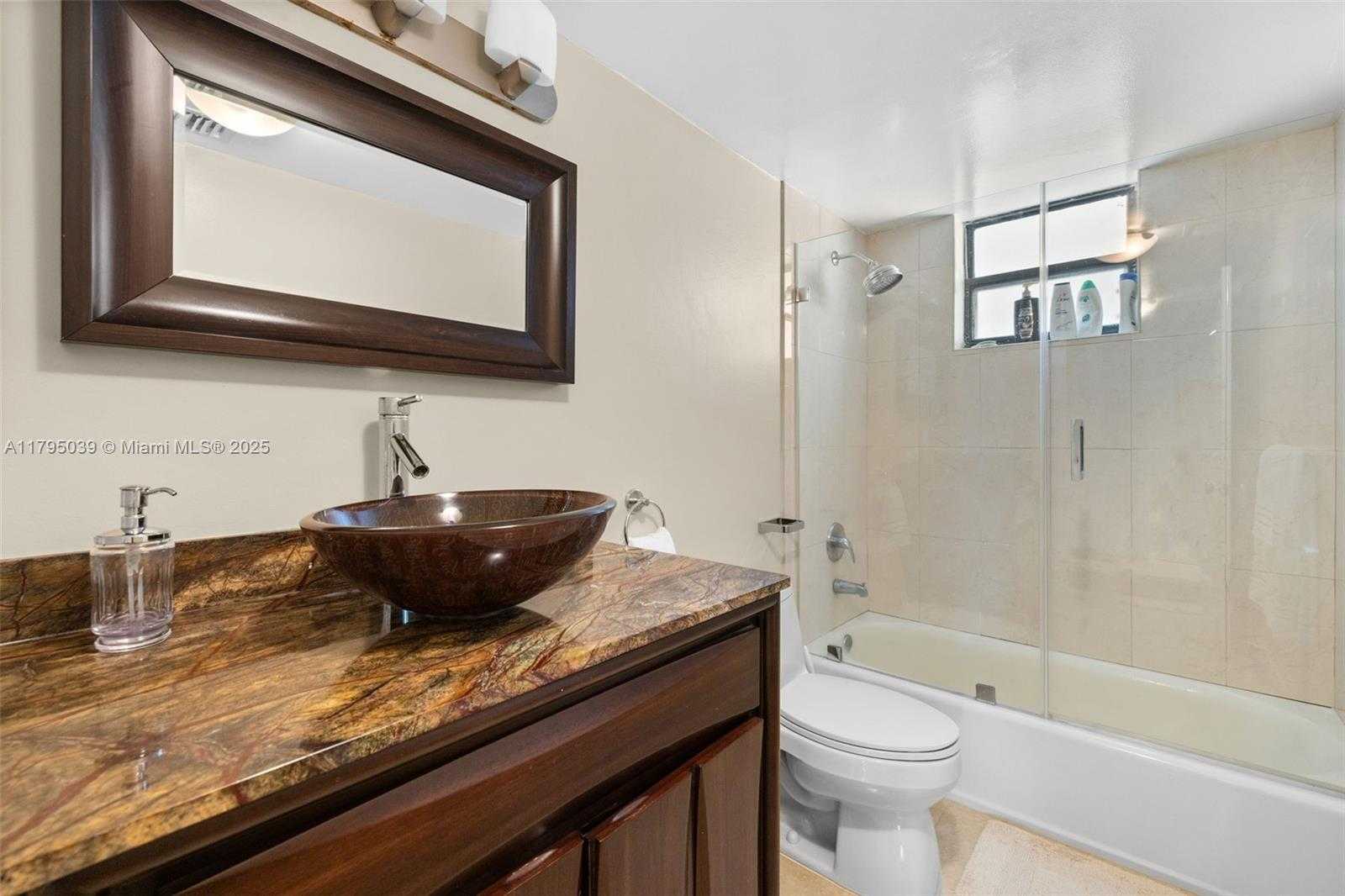 Small Image of 21075 NORTH EAST 34TH AVE #306-2, Aventura Number 16
