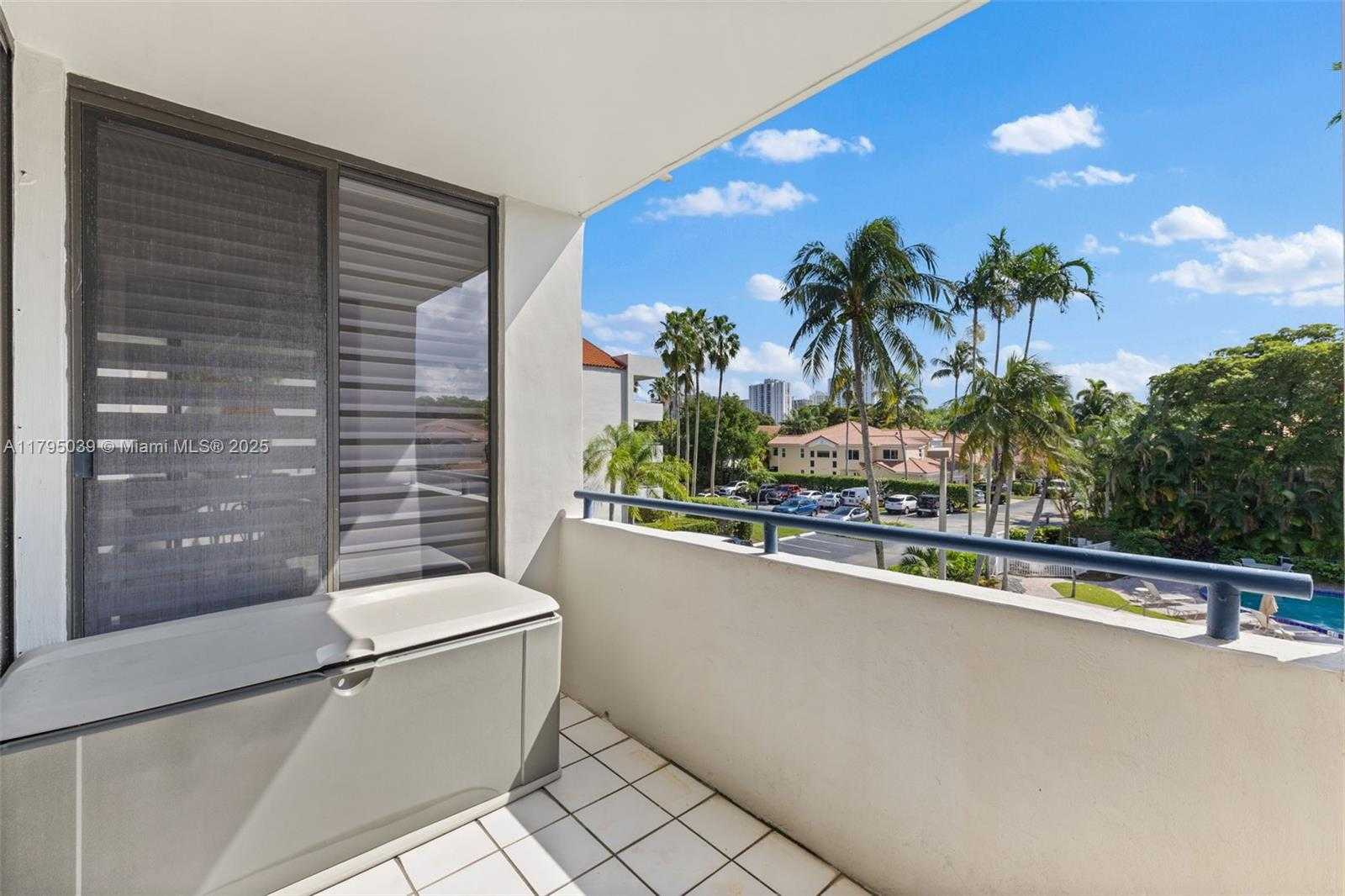 Small Image of 21075 NORTH EAST 34TH AVE #306-2, Aventura Number 23