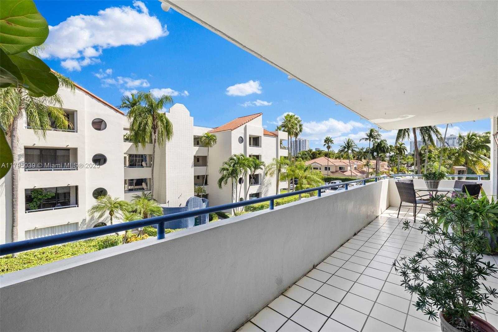 Small Image of 21075 NORTH EAST 34TH AVE #306-2, Aventura Number 26