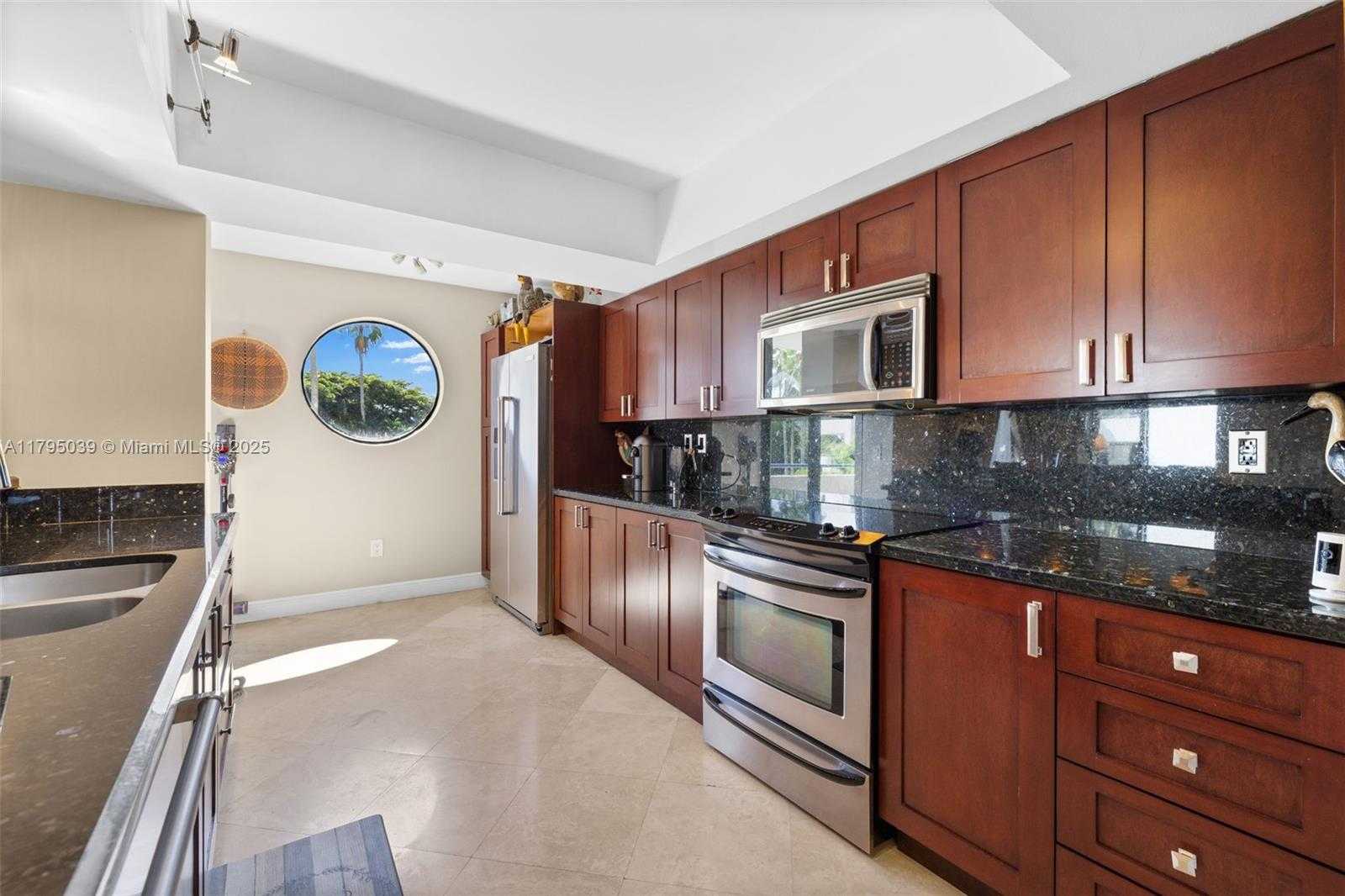 Small Image of 21075 NORTH EAST 34TH AVE #306-2, Aventura Number 8