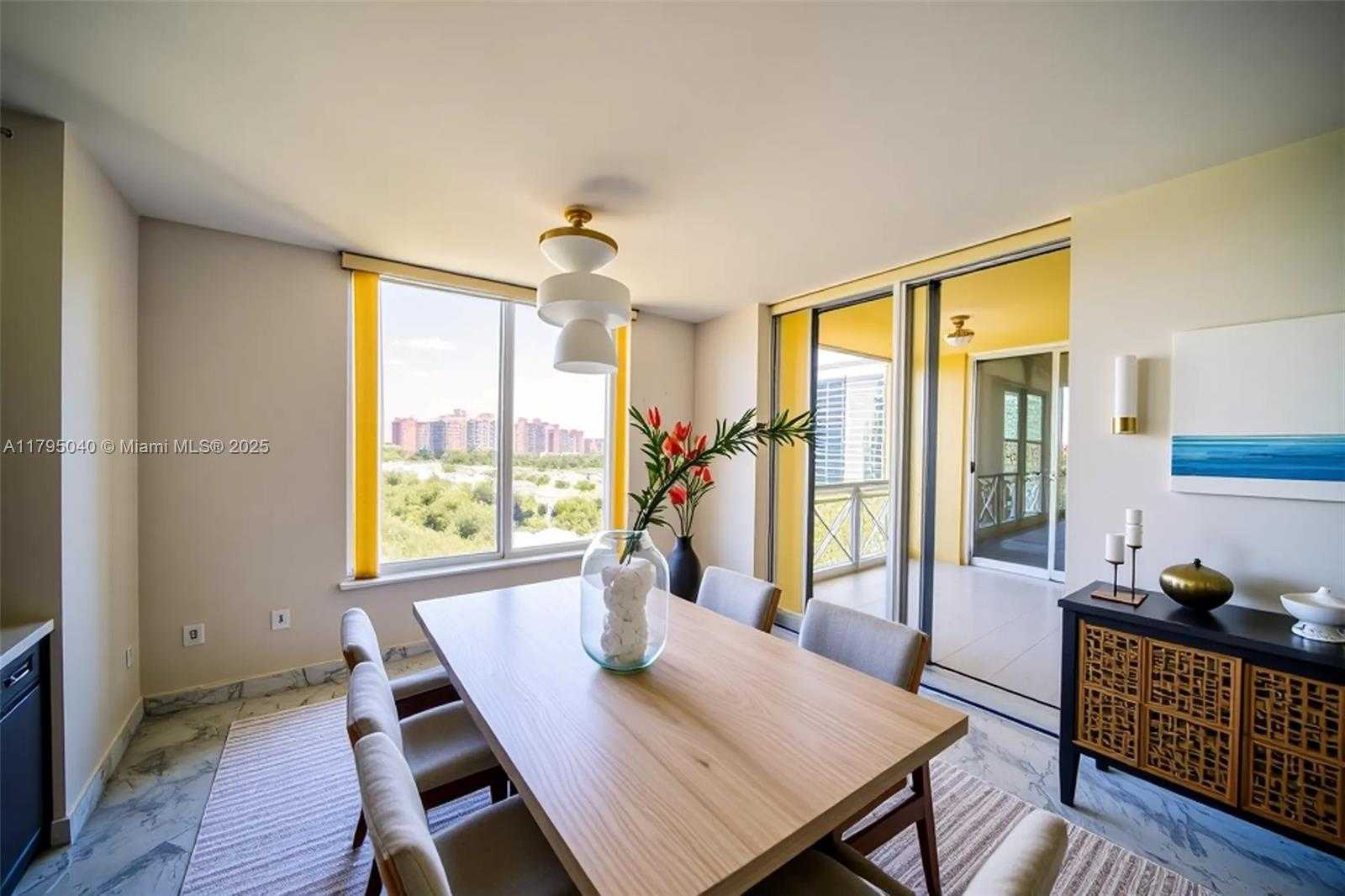 Small Image of 445 GRAND BAY DR #802, Key Biscayne Number 16