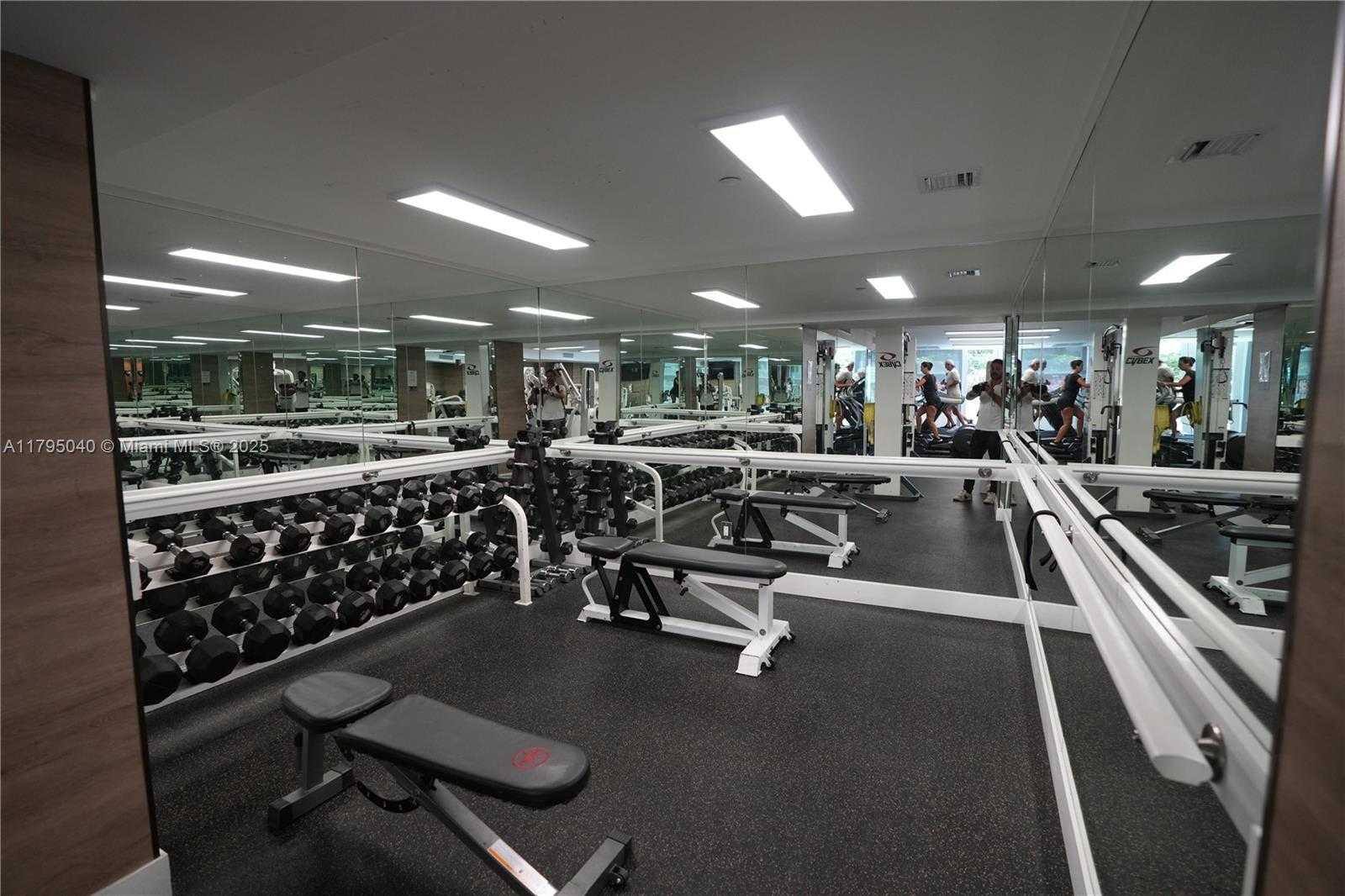 Small Image of 445 GRAND BAY DR #802, Key Biscayne Number 21