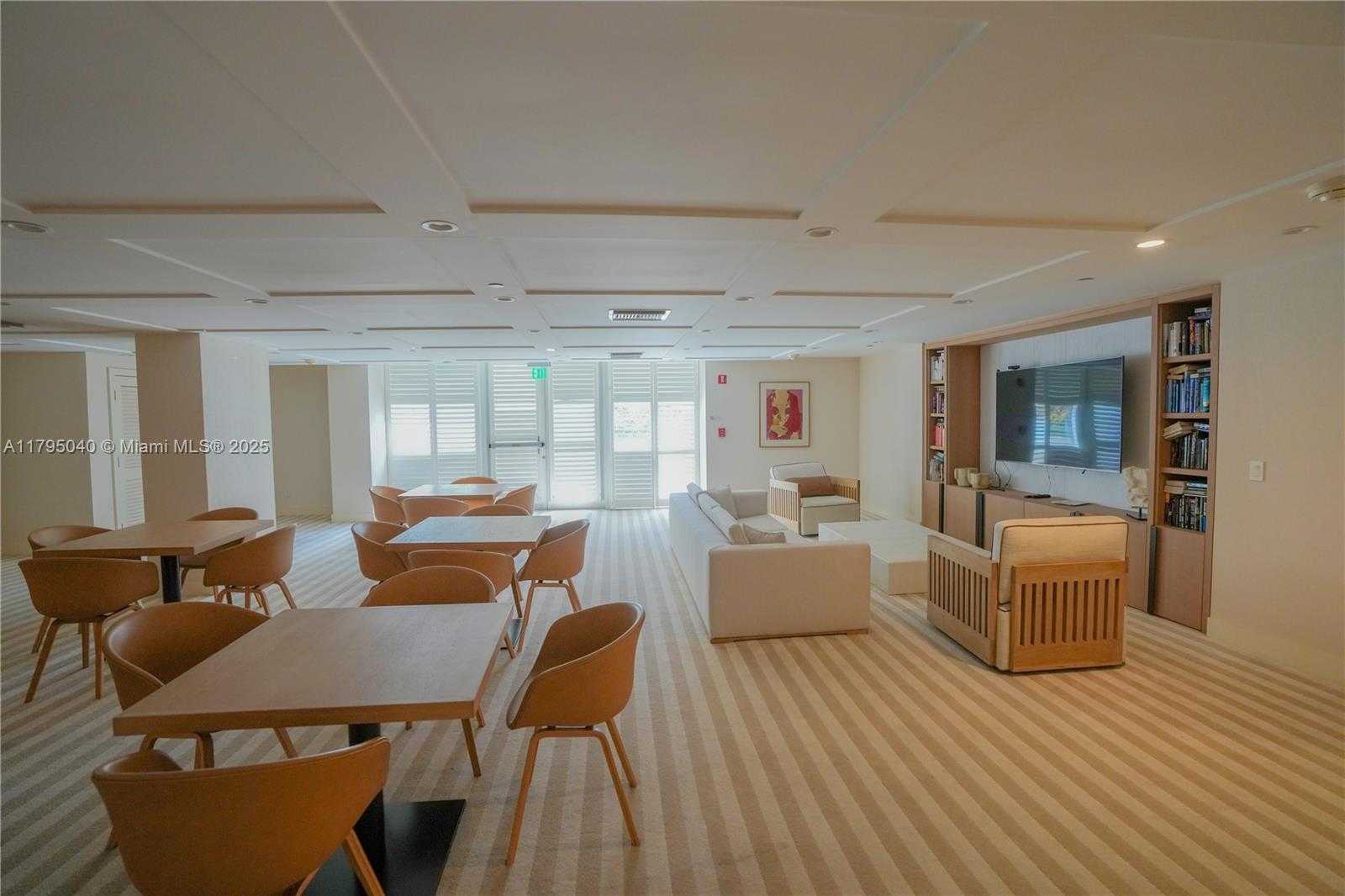 Small Image of 445 GRAND BAY DR #802, Key Biscayne Number 23