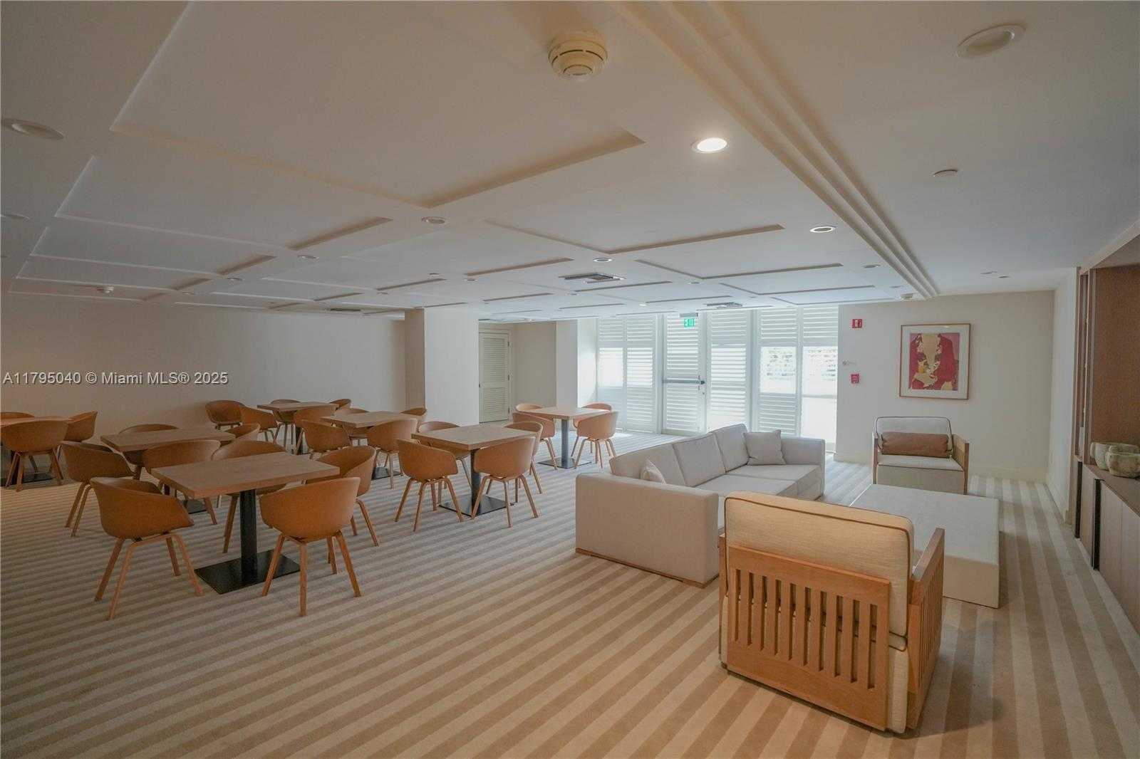 Small Image of 445 GRAND BAY DR #802, Key Biscayne Number 24