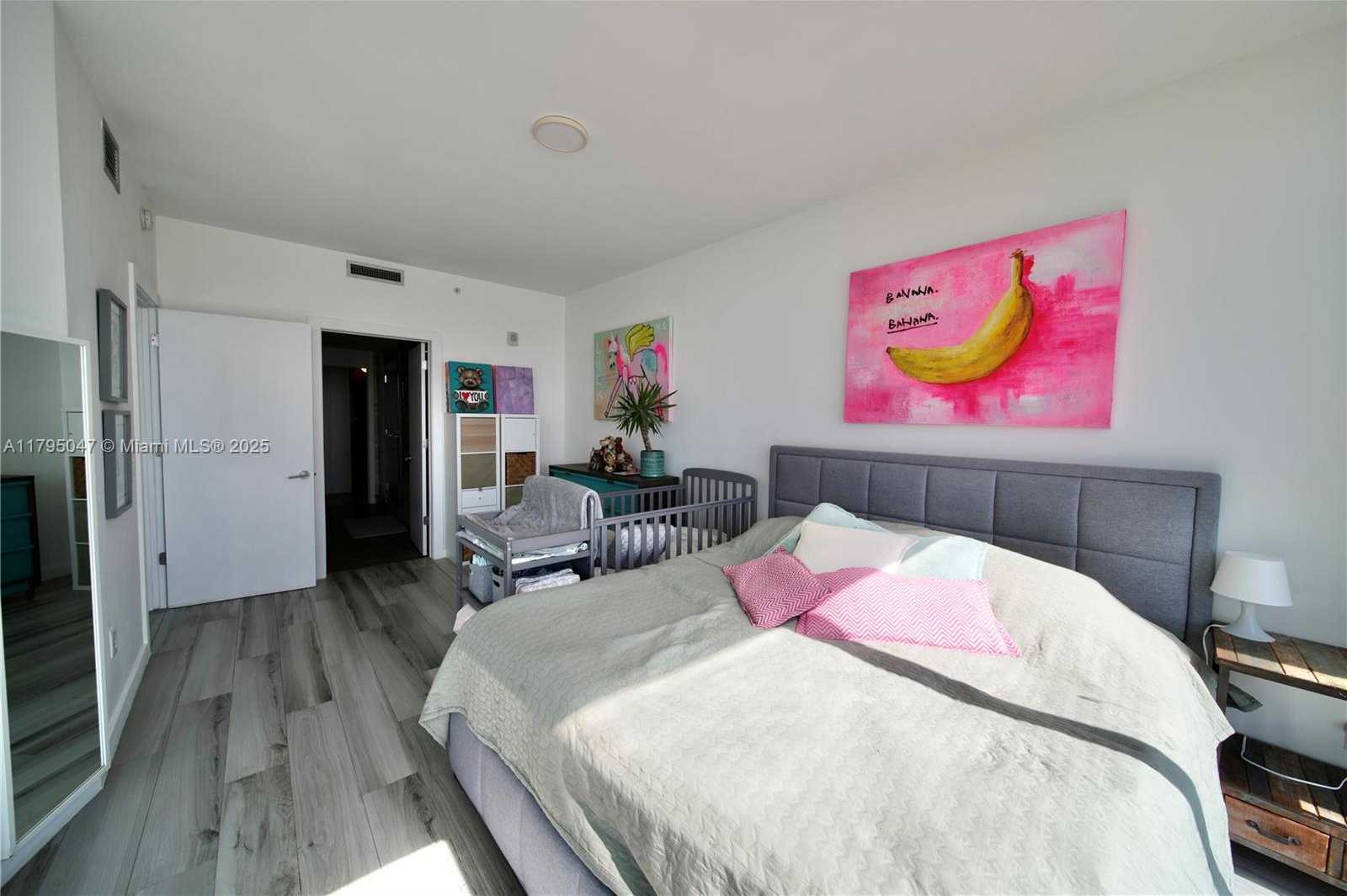 Small Image of 2900 NORTH EAST 7TH AVE #1705, Miami Number 13