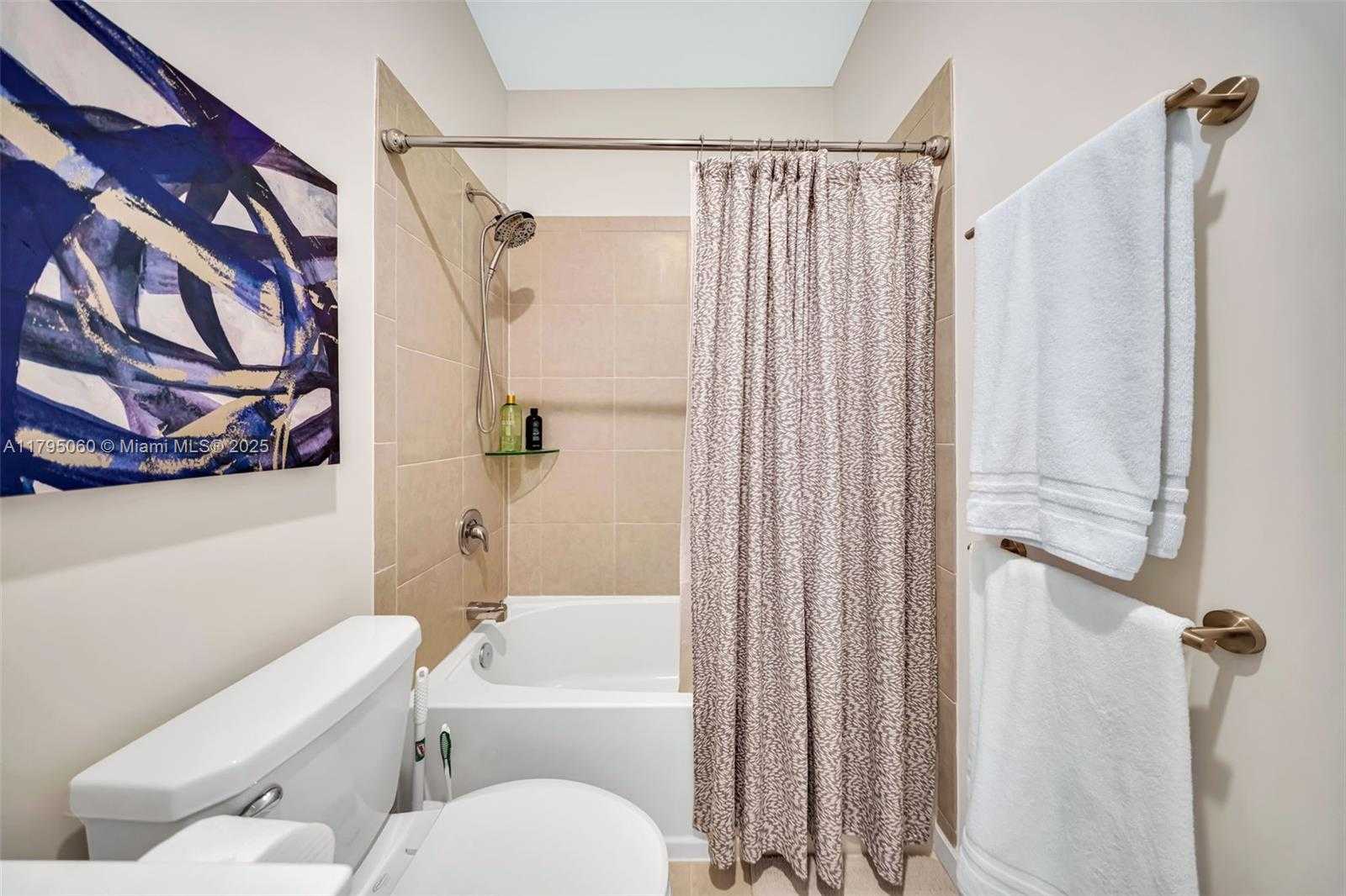 Small Image of 12656 NORTH WEST 22ND PL, Miami Number 24