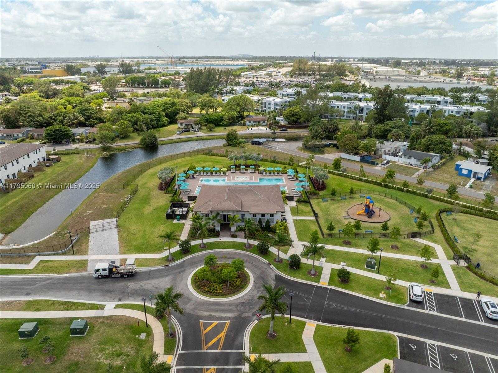 Small Image of 12656 NORTH WEST 22ND PL, Miami Number 33