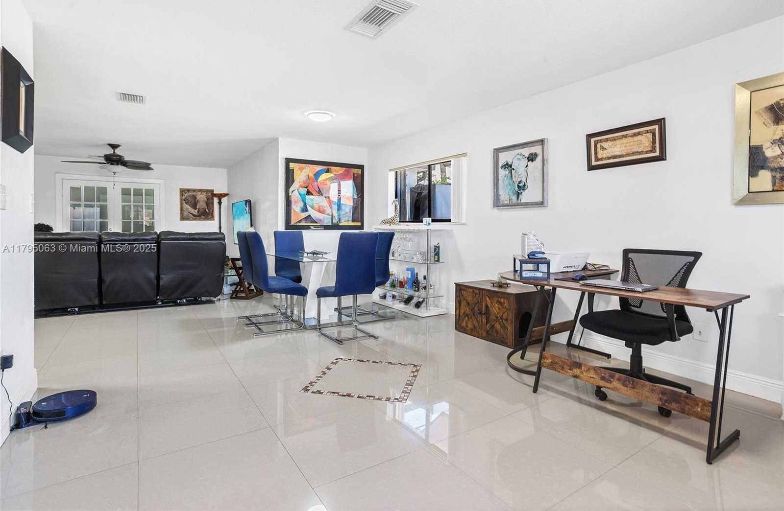 Small Image of 12424 SOUTH WEST 10TH TER, Miami Number 10