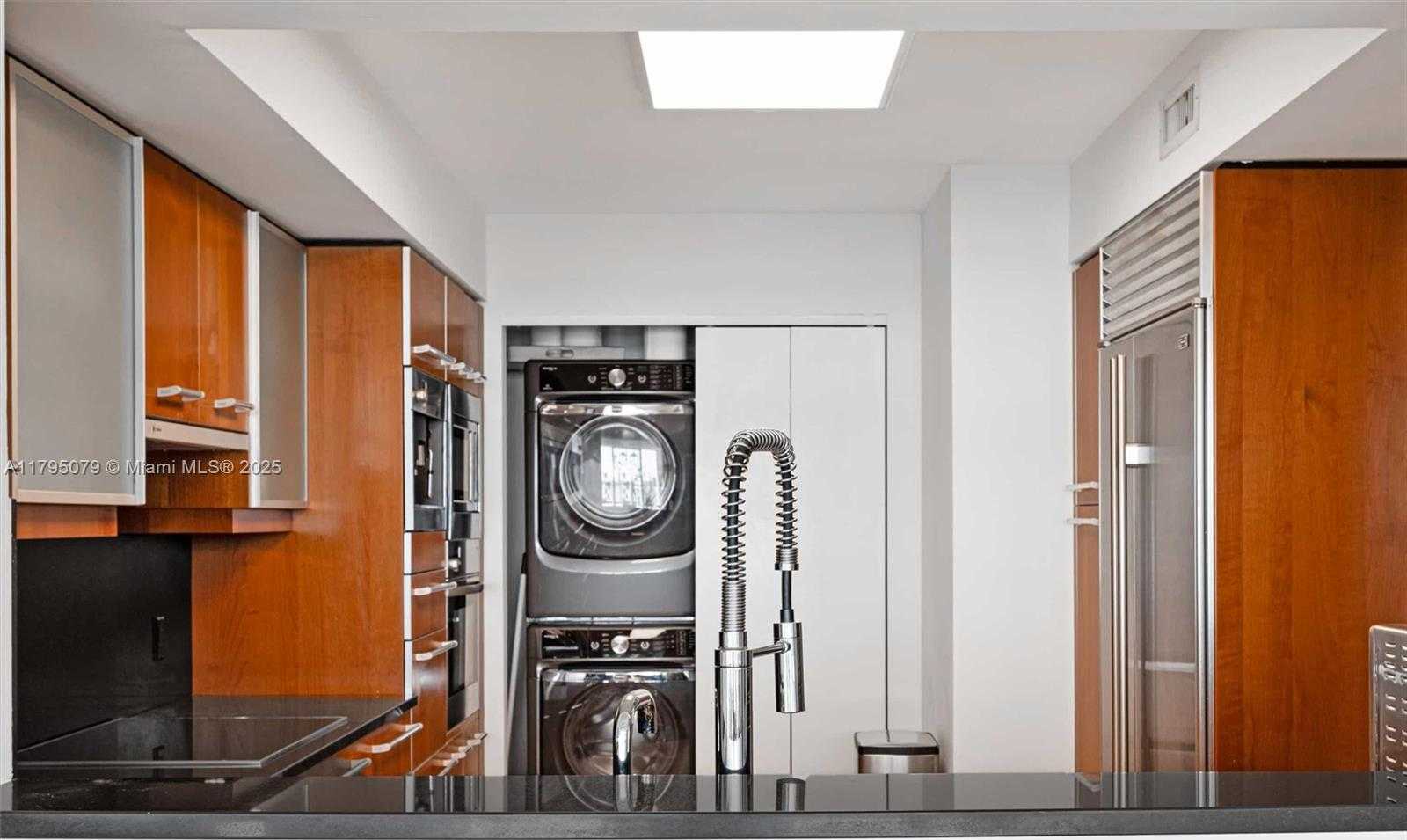 Small Image of 1331 BRICKELL BAY DR #3603, Miami Number 15
