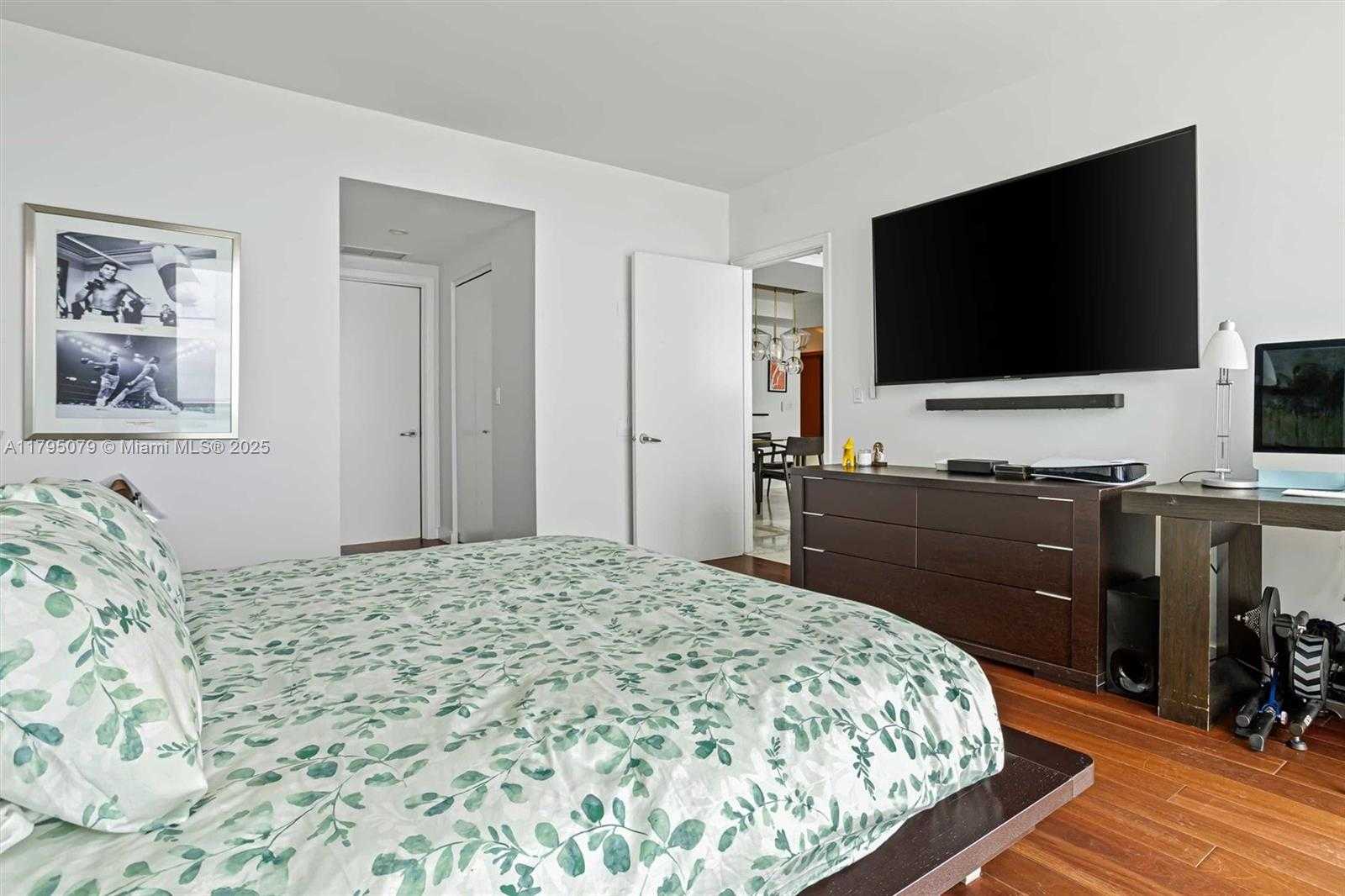 Small Image of 1331 BRICKELL BAY DR #3603, Miami Number 19