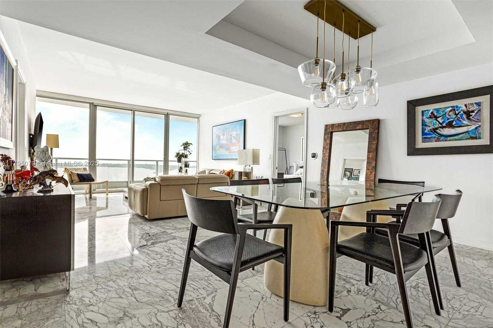 Small Image of 1331 BRICKELL BAY DR #3603, Miami Number 4
