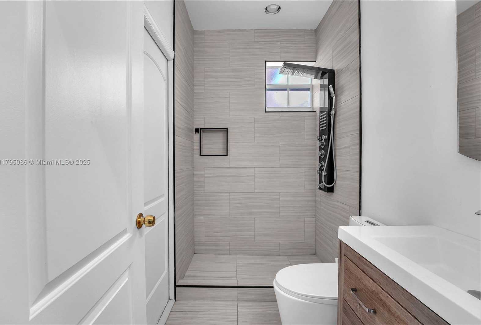 Small Image of 2307 WASHINGTON ST #5, Hollywood Number 21