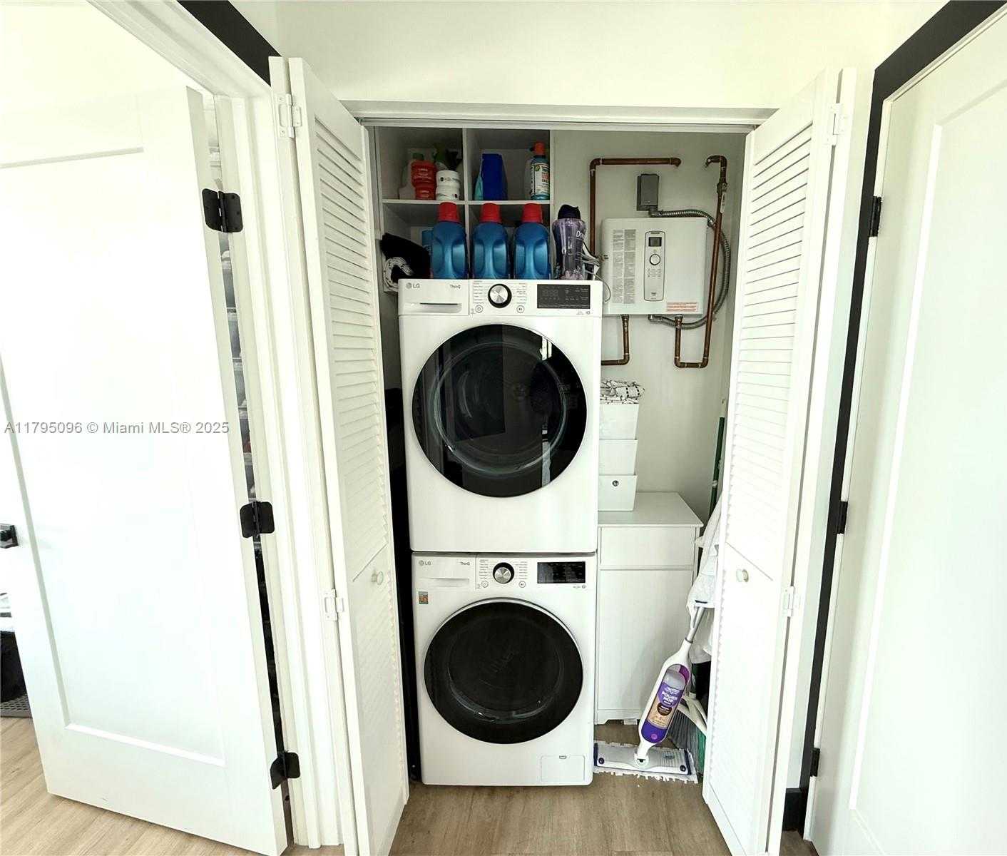 Small Image of 4100 SOUTH WEST 64TH AVE #203, Davie Number 22