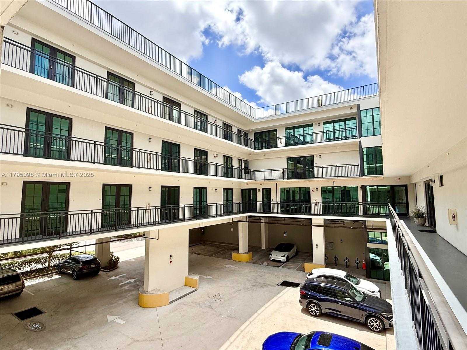 Small Image of 4100 SOUTH WEST 64TH AVE #203, Davie Number 40