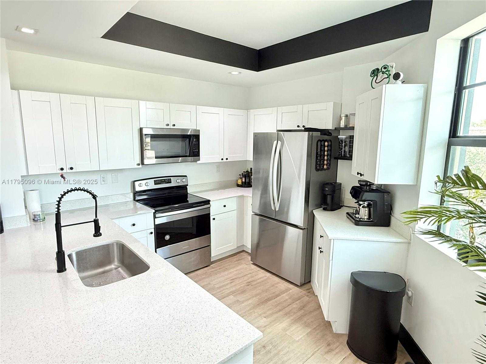 Small Image of 4100 SOUTH WEST 64TH AVE #203, Davie Number 5