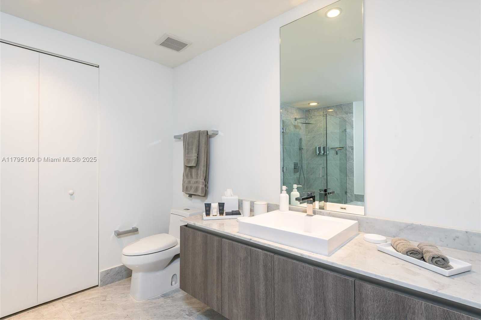Small Image of 801 SOUTH MIAMI AVE #4302, Miami Number 22