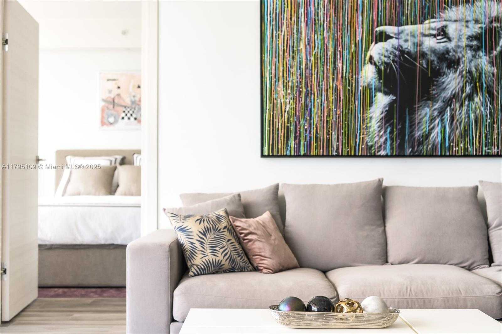 Small Image of 801 SOUTH MIAMI AVE #4302, Miami Number 56