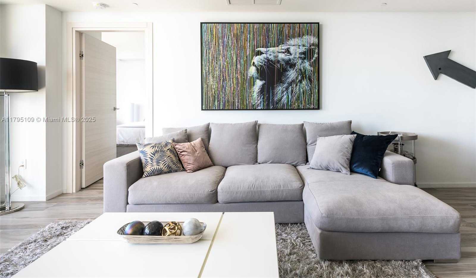 Small Image of 801 SOUTH MIAMI AVE #4302, Miami Number 6
