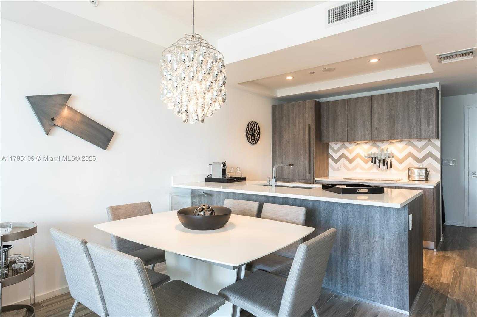 Small Image of 801 SOUTH MIAMI AVE #4302, Miami Number 7