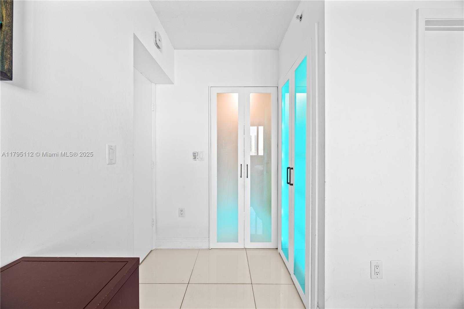 Small Image of 1861 NORTH WEST S RIVER DR #1507, Miami Number 27