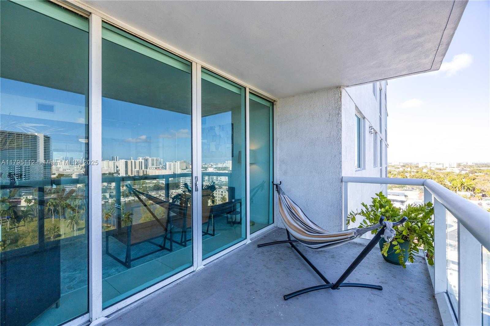 Small Image of 1861 NORTH WEST S RIVER DR #1507, Miami Number 3