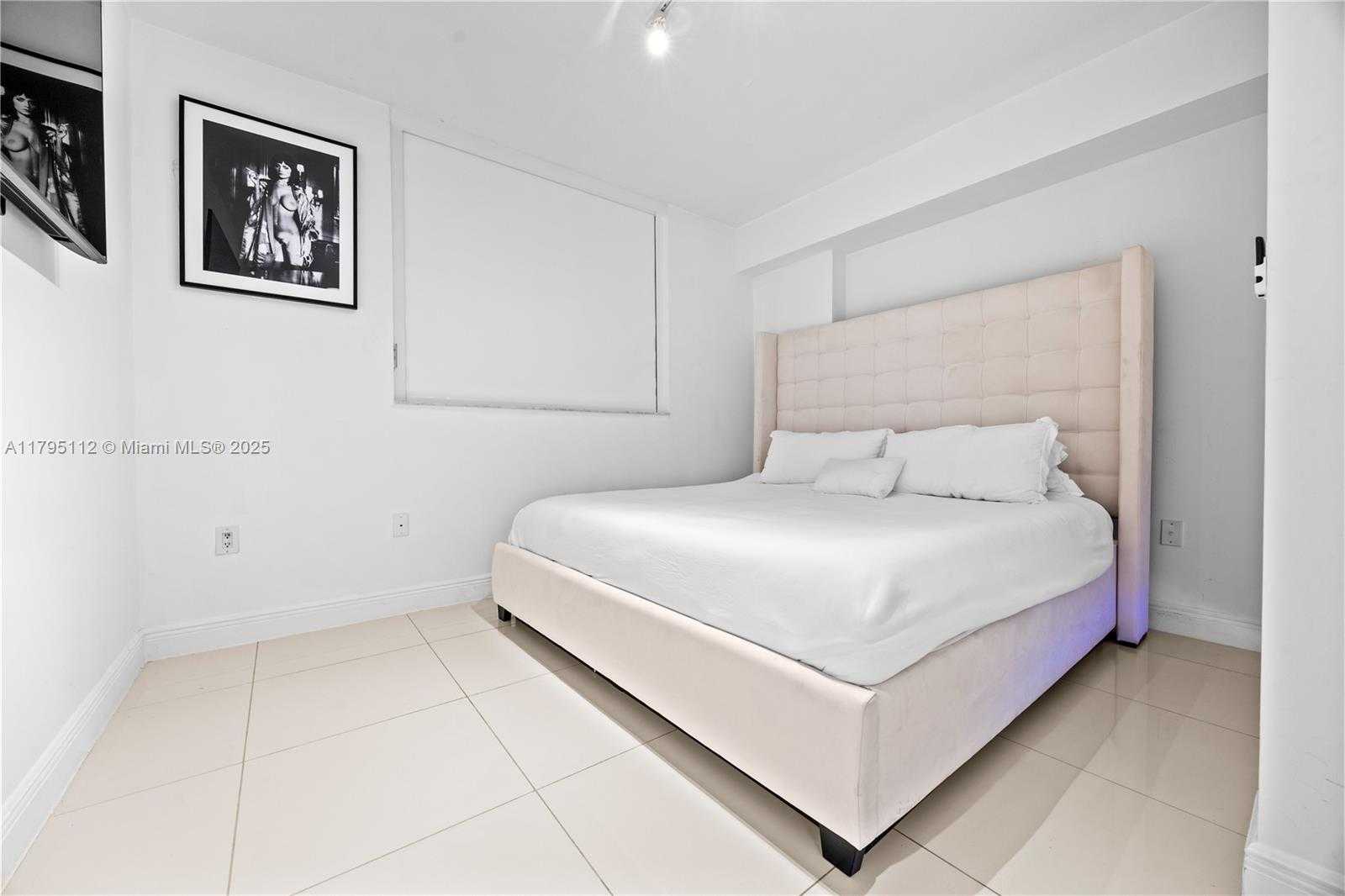Small Image of 1861 NORTH WEST S RIVER DR #1507, Miami Number 32